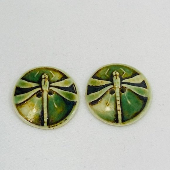 Lot of 10 Assorted Vtg. Ceramic Czech Dragonfly Buttons for Collectors/Designers - Picture 9 of 10